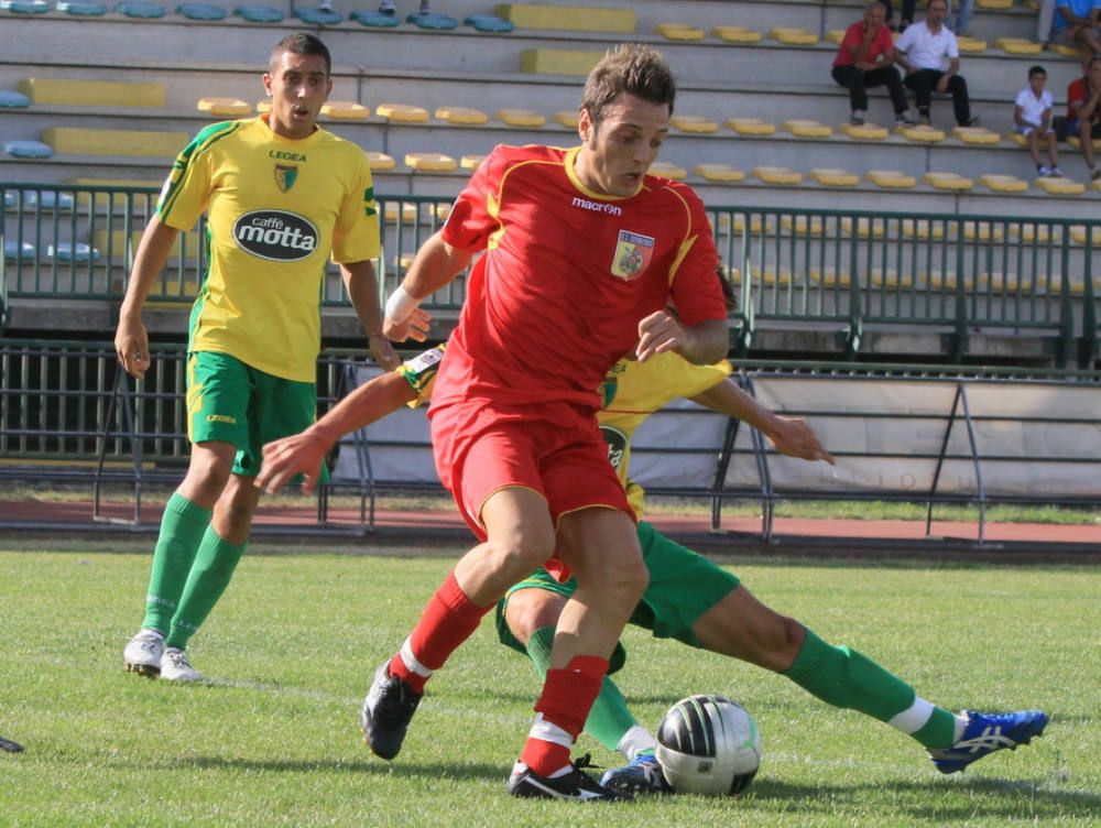 Crotone-Juve Stabia, vince la noia. Lega Pro, bene la Vigor