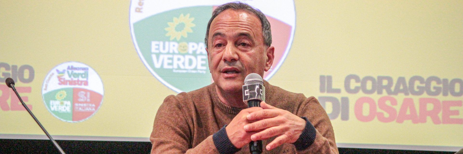 Mimmo Lucano: «Il Papa venga con noi in Palestina»