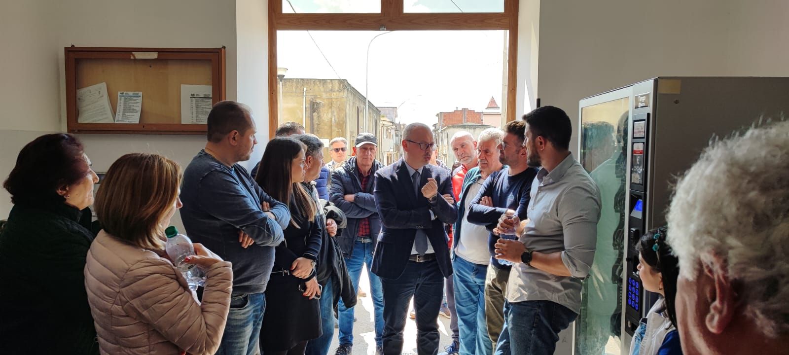 Versace al presidio dell’ospedale di Oppido Mamertina: «La politica regionale dia risposte concrete»