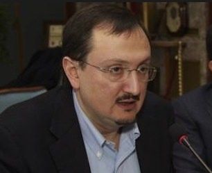 Il primo atto di Spirlì da “facente funzioni”: Vigna confermato capo gabinetto