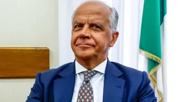 L’Italia proroga la sospensione dell’accordo alle frontiere con la Spagna