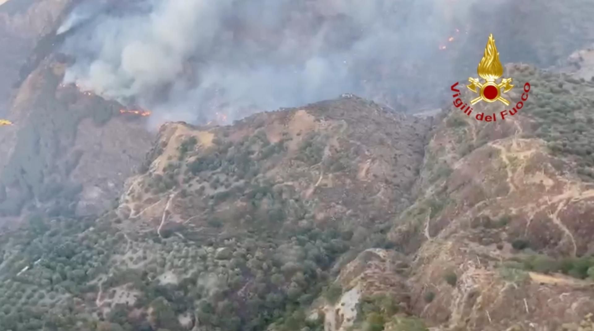 Incendi nel Cosentino, la Cisl: «Serve una strategia strutturale per difendere il territorio»