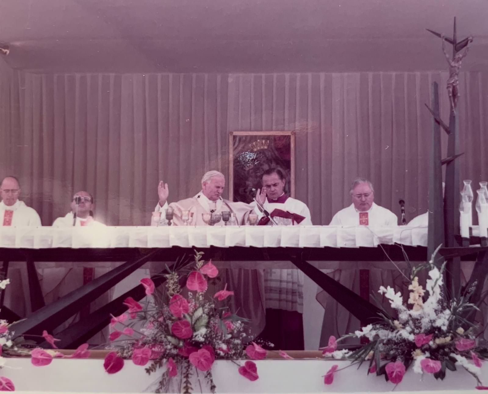 Catanzaro, l’altare di Giovanni Paolo II verrà restaurato