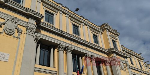 abusi su nipote assolto