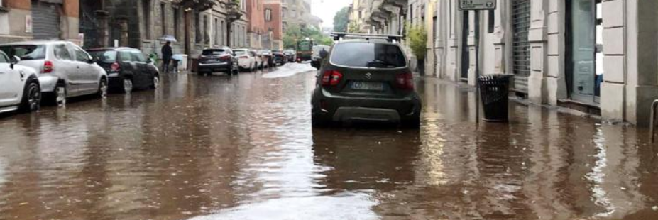 Esondato il Lambro, allagamenti e traffico a Milano
