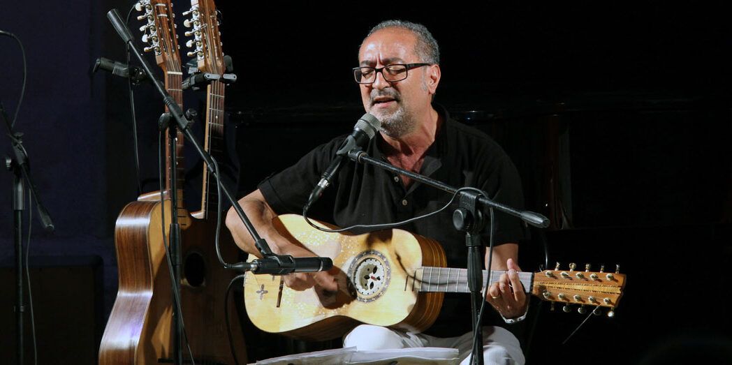 «Penso che si possa vedere il mare anche dove il mare non c’è». Inno alla vita del cantautore medico-paziente cariatese Cataldo Perri