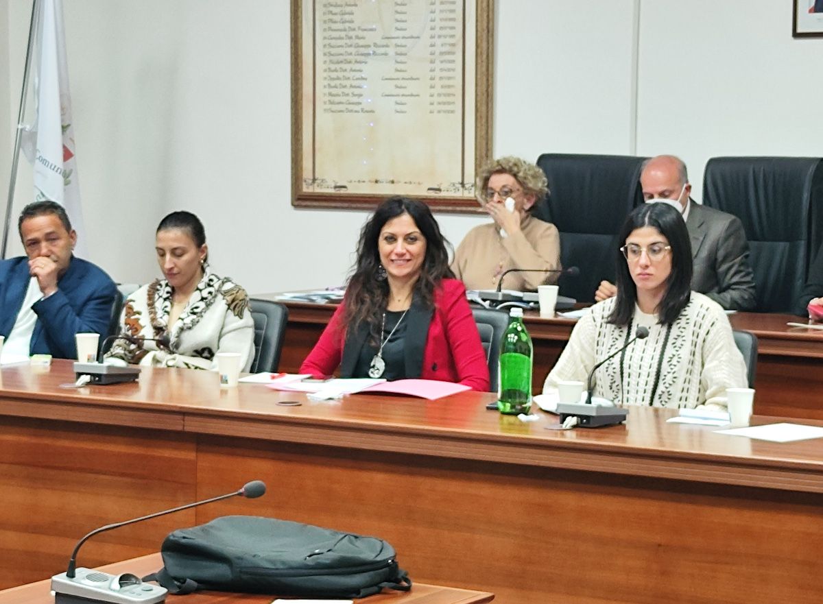 San Giovanni in Fiore, il Consiglio comunale approva il Psc, Succurro: «Fatto storico»