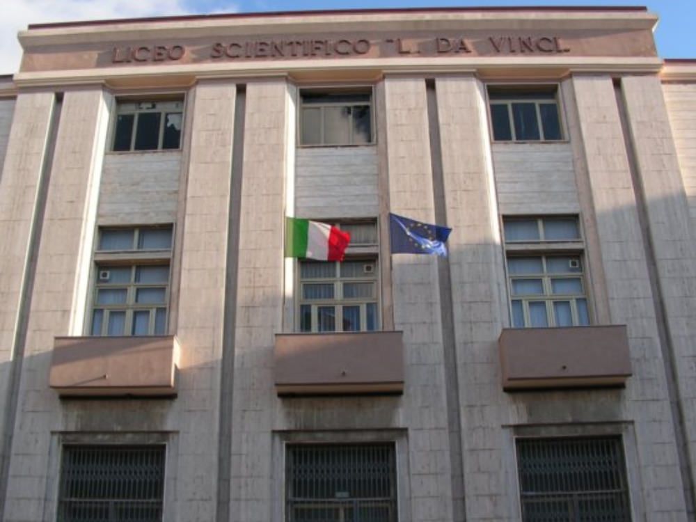 A Reggio studentessa positiva al Covid, tutta la classe in quarantena