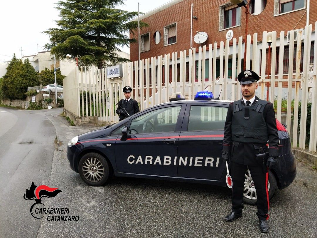 Catanzaro, nove furti in un anno: arrestato ladro seriale
