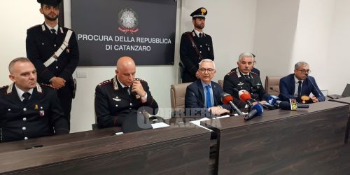 Dda Cz conferenza arresti vibo_2