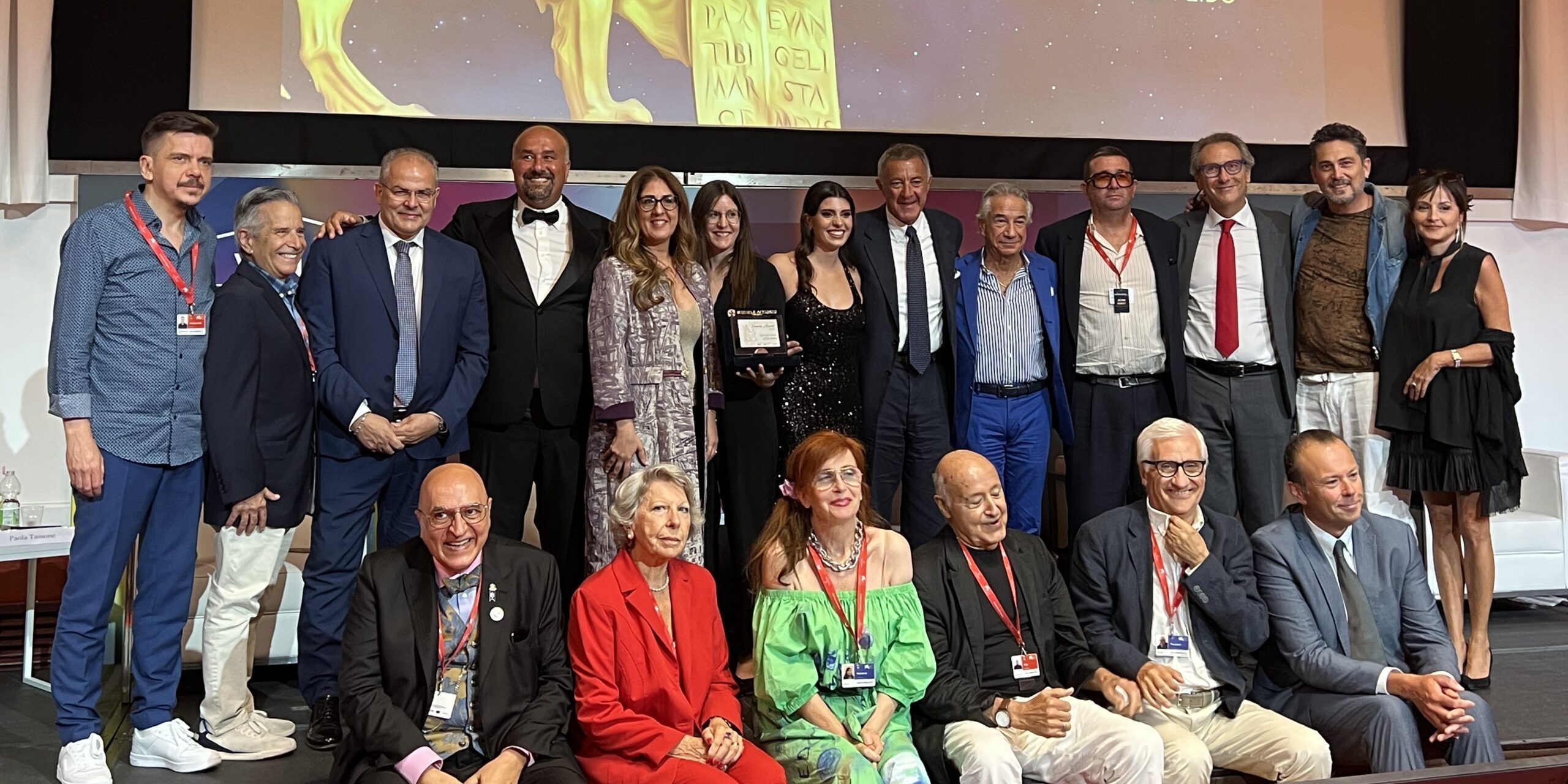 Si conclude il festival di Venezia, il calabrese Affidato presente con la sua arte