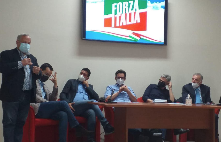 Dal Pd a Forza Italia, il “passo lungo” di Pino Zaffina