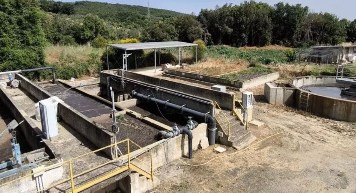 Sversamento di liquami e rifiuti, sequestrato il depuratore ad Amaroni