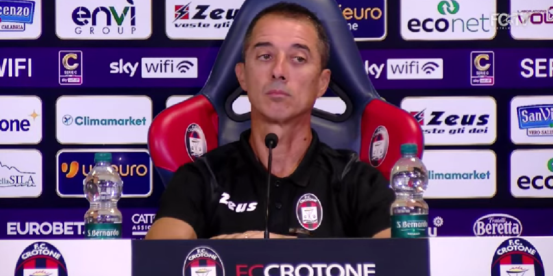 Crotone, Longo lancia la sfida al Catania: «Vogliamo essere subito competitivi»