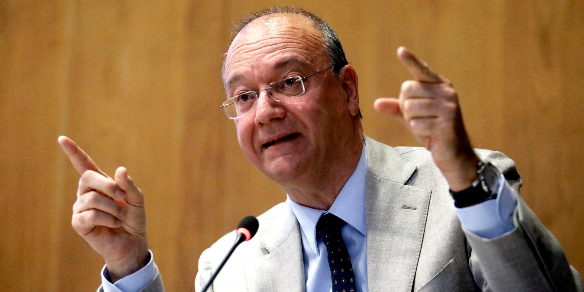 Valditara: «Per i presidi aumenti sui risultati raggiunti»