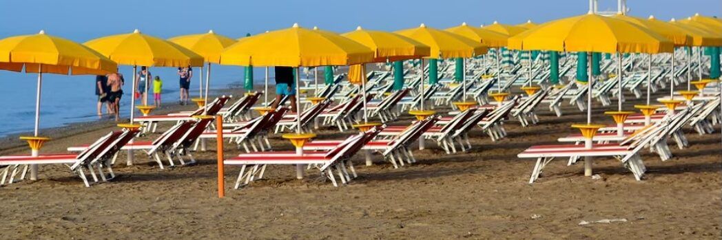 Vacanze “salate”, in spiaggia fino a 1500 euro al giorno