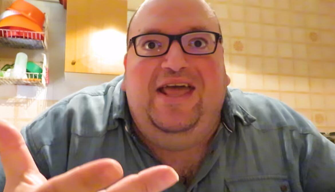 È morto Omar, diventato star del web con “Youtubo Anche Io”