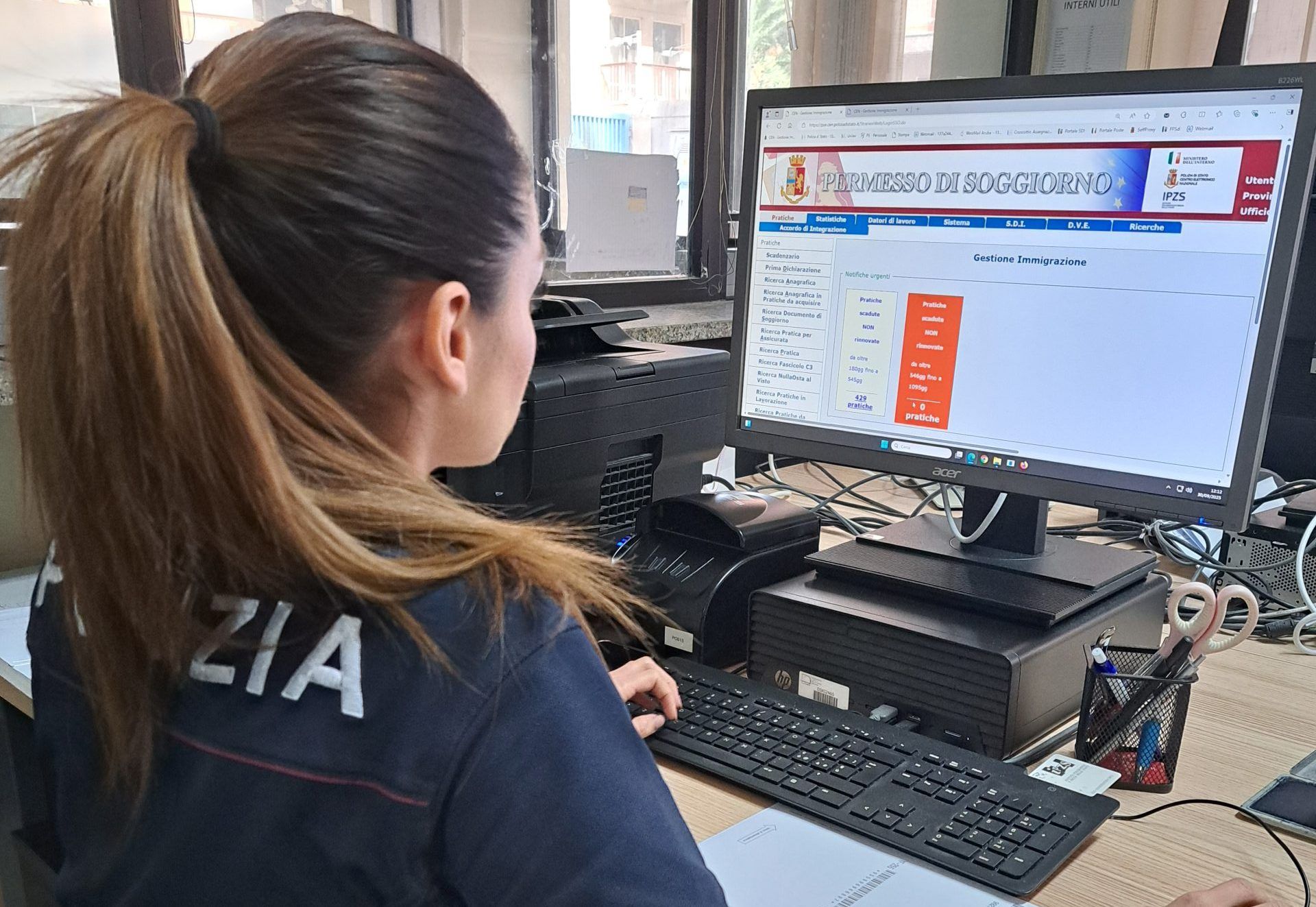Immigrazione, a Reggio 14 rimpatri in due mesi. Tra di loro un tunisino condannato per tentato omicidio