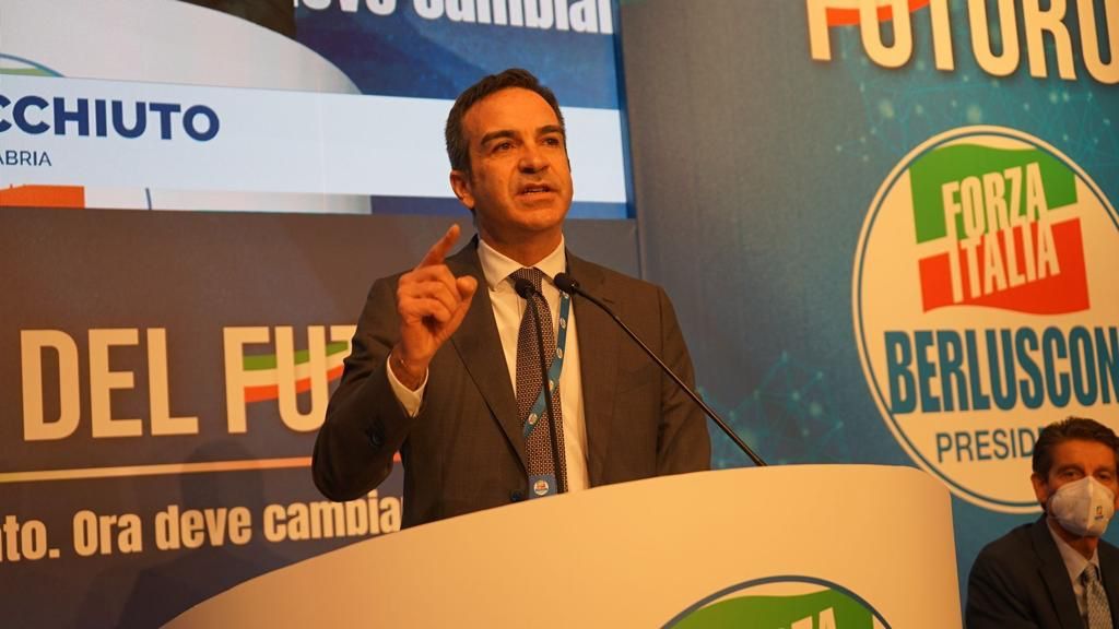 L’appello social di Occhiuto: dev’esserci un governo di centrodestra amico del nostro alla Regione – VIDEO