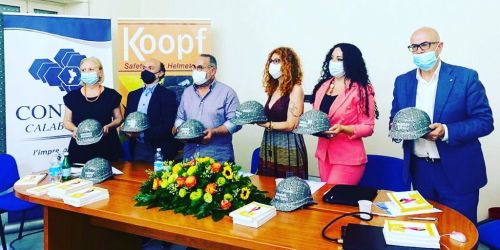 confapi-casco-grafene