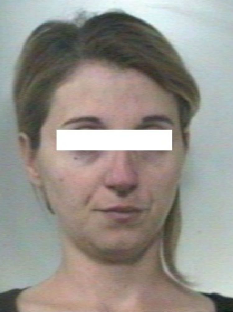 Rende, perseguita un magistrato e finisce in manette