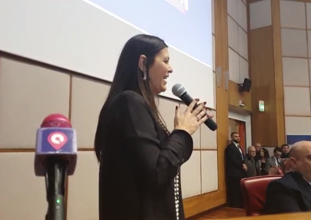 Santelli: «Andremo al governo, non al potere». E aspetta la visita di Berlusconi