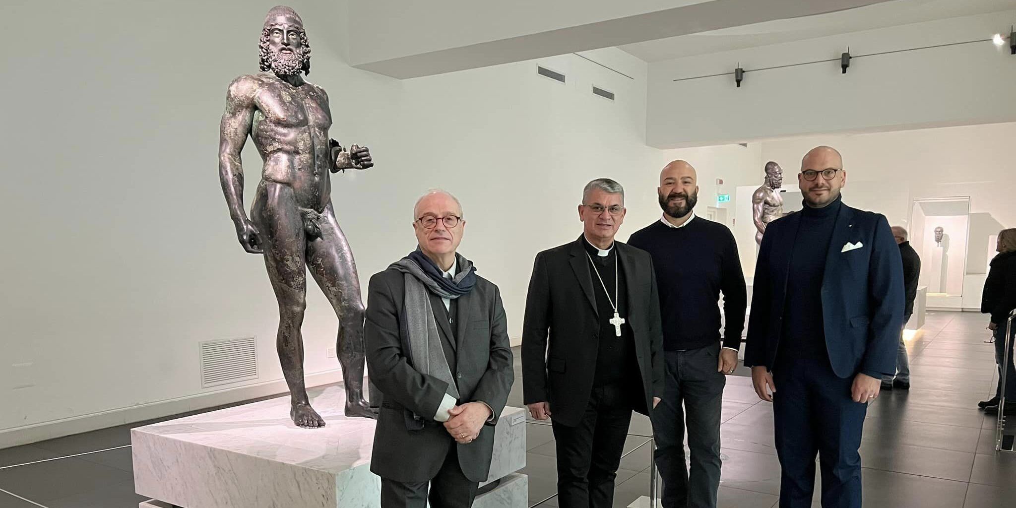 Il vescovo del Venezuela al Museo di Reggio Calabria per ammirare i Bronzi di Riace