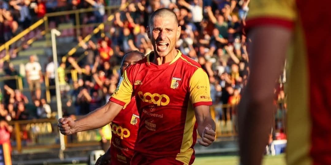 Catanzaro, un turno di squalifica per Antonini e Verrangia