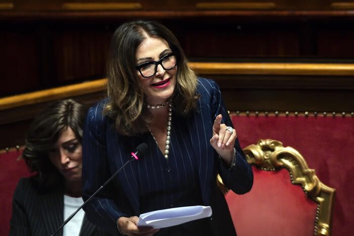 Truffa sulla Cig in deroga Covid, Santanchè indagata