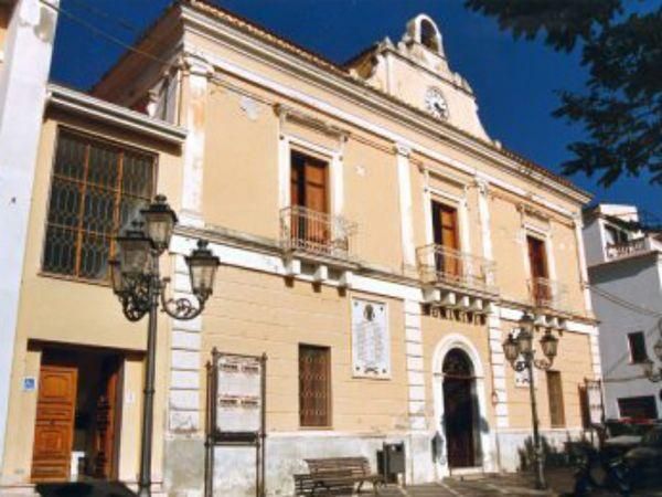 Amantea, in arrivo la commissione d’accesso