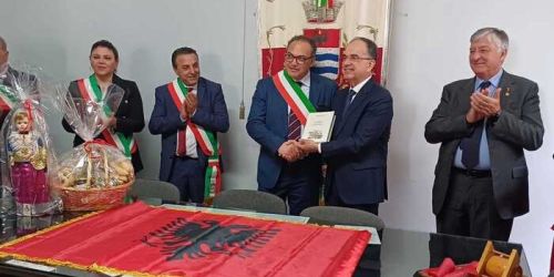 Il presidente dell'Albania in visita ad Acquaformosa
