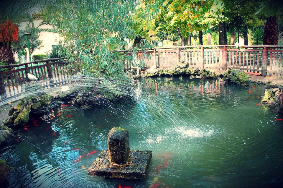 Bimba spinta al parco, il questore di Reggio: «La zona è sicura»