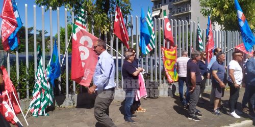 tirocinanti_cosenza_protesta