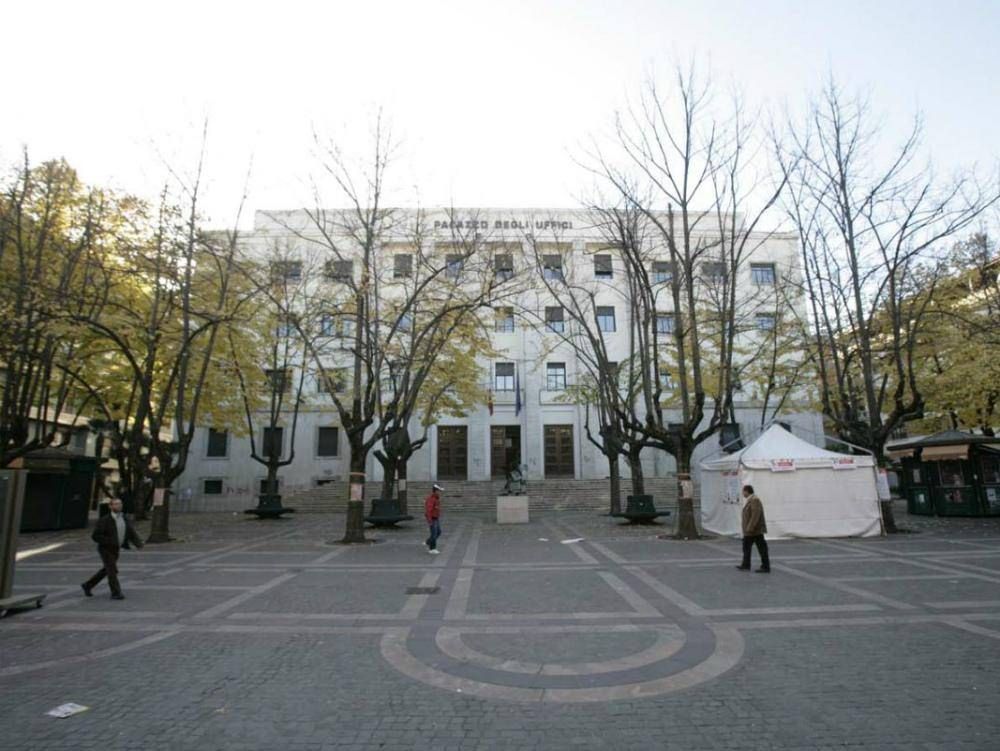 Longobucco, continua il presidio dei lavoratori