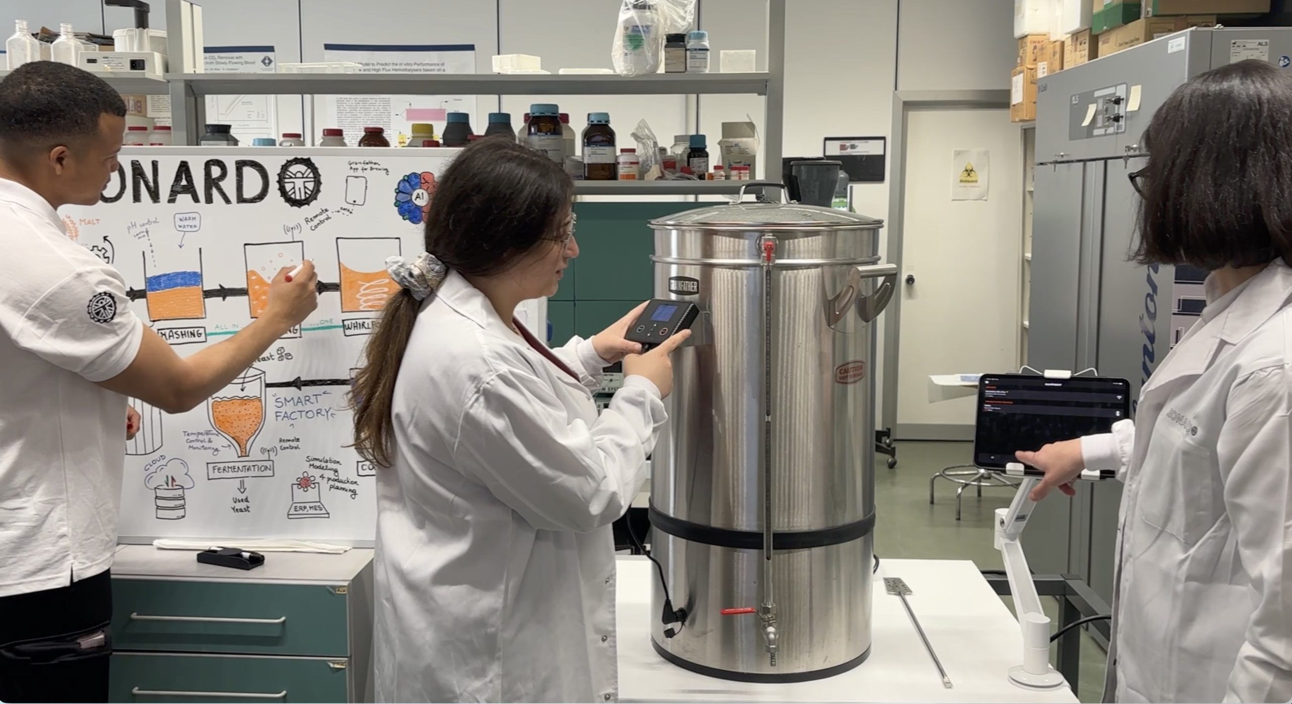 Birra, AI e realtà aumentata: all’Unical la fabbrica del futuro diventa laboratorio didattico