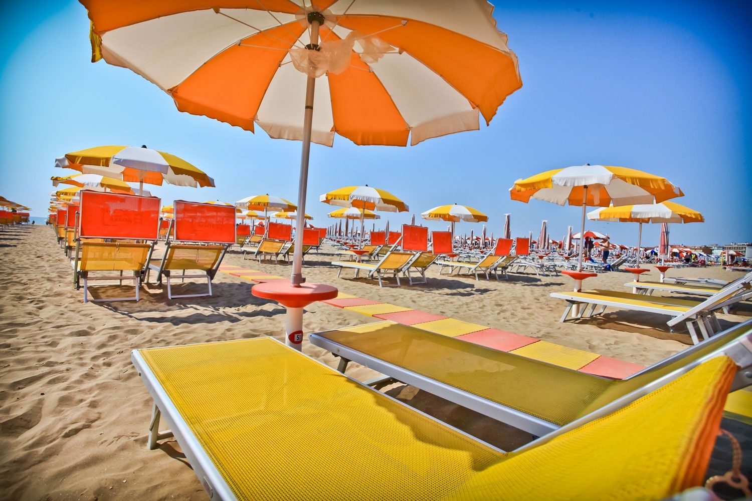 Cosenza, confiscato l'impero delle vacanze sulla costa tirrenica – VIDEO