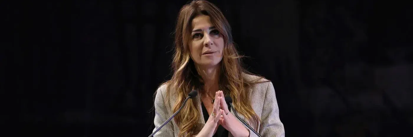 Foto manipolata, Siracusano: «Non sono io la vittima, ma le donne»