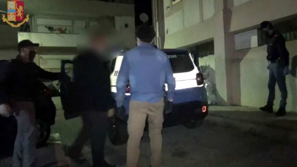 Scontro tra clan per controllare la zona sud di Reggio, 16 indagati