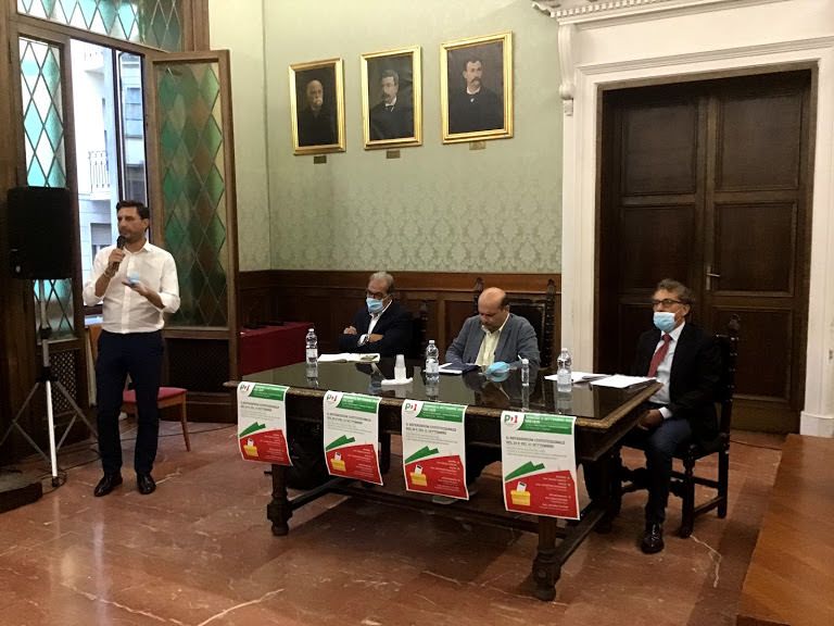 «Il referendum non è un giudizio divino, non va politicizzato». A Catanzaro si riflette tra sì e no