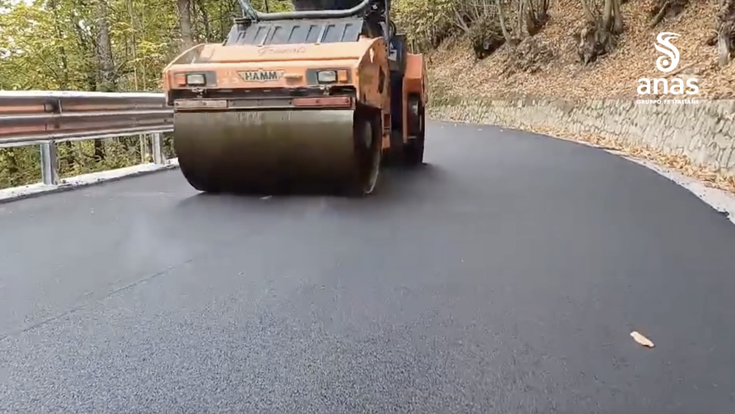 Frana a Longobucco, riaperta la strada statale 177 “Silana di Rossano” – VIDEO
