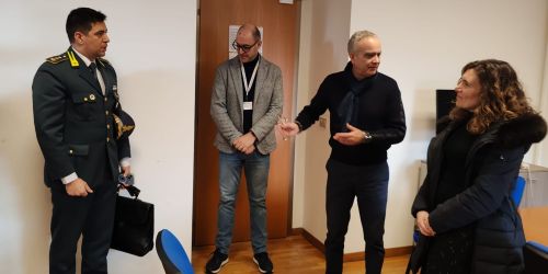 anna laura orrico porto gioia tauro armi israele