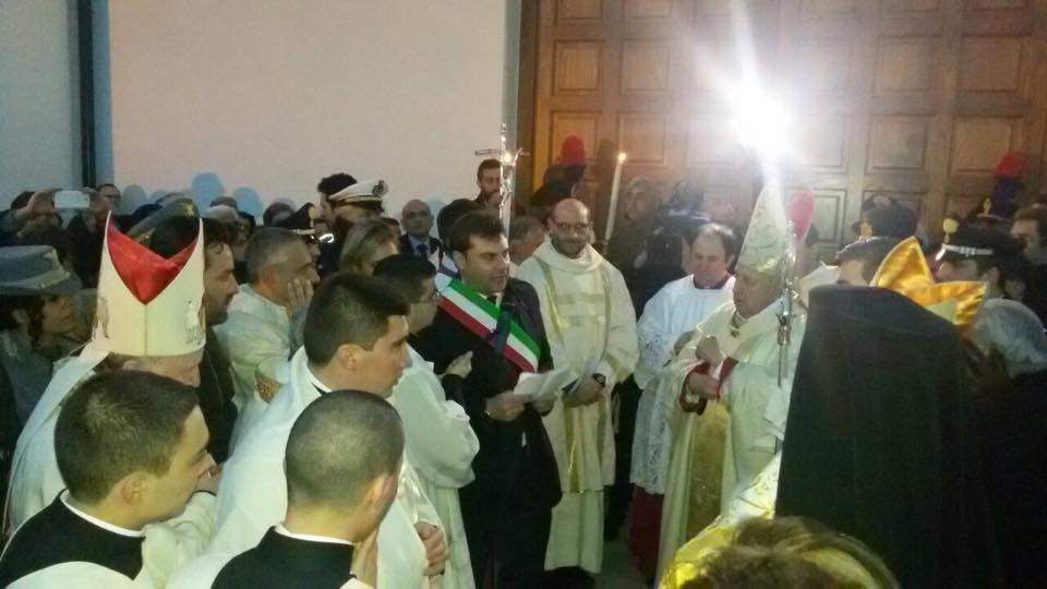 Il sindaco di Mendicino: cemento e mattoni di umiltà