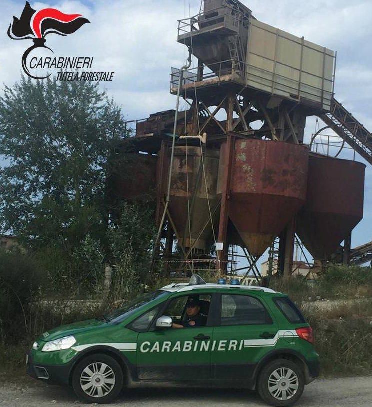 Crosia, sequestrata area di due ettari adibita a discarica abusiva