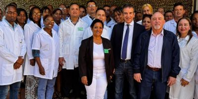 I medici cubani in Calabria diventano un “caso” diplomatico. Gli Stati Uniti: «Vanno rimpatriati»