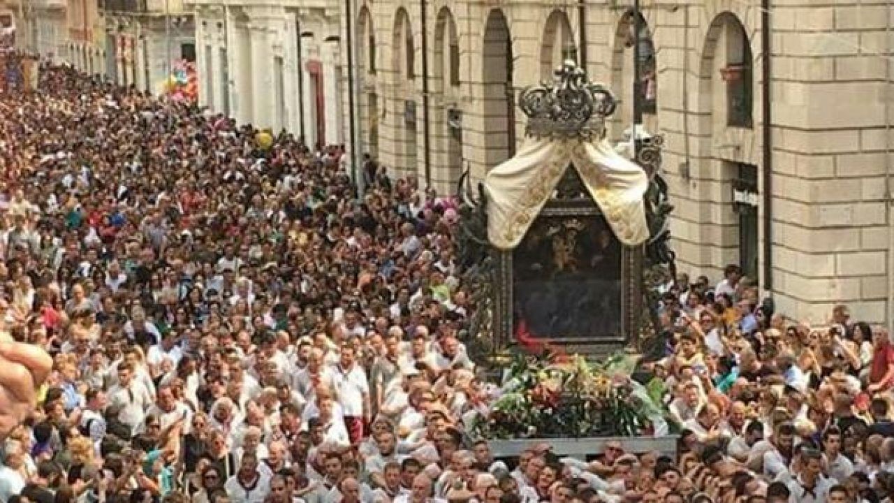 Il Consiglio regionale omaggia la sacra immagine della Madonna della Consolazione