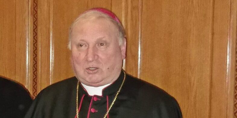 La Cassazione annulla la condanna di monsignor Bonanno: non ha violato il segreto investigativo