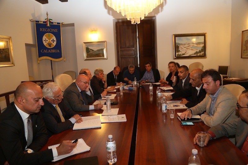 Oliverio: presto 200 assunzioni nella sanità