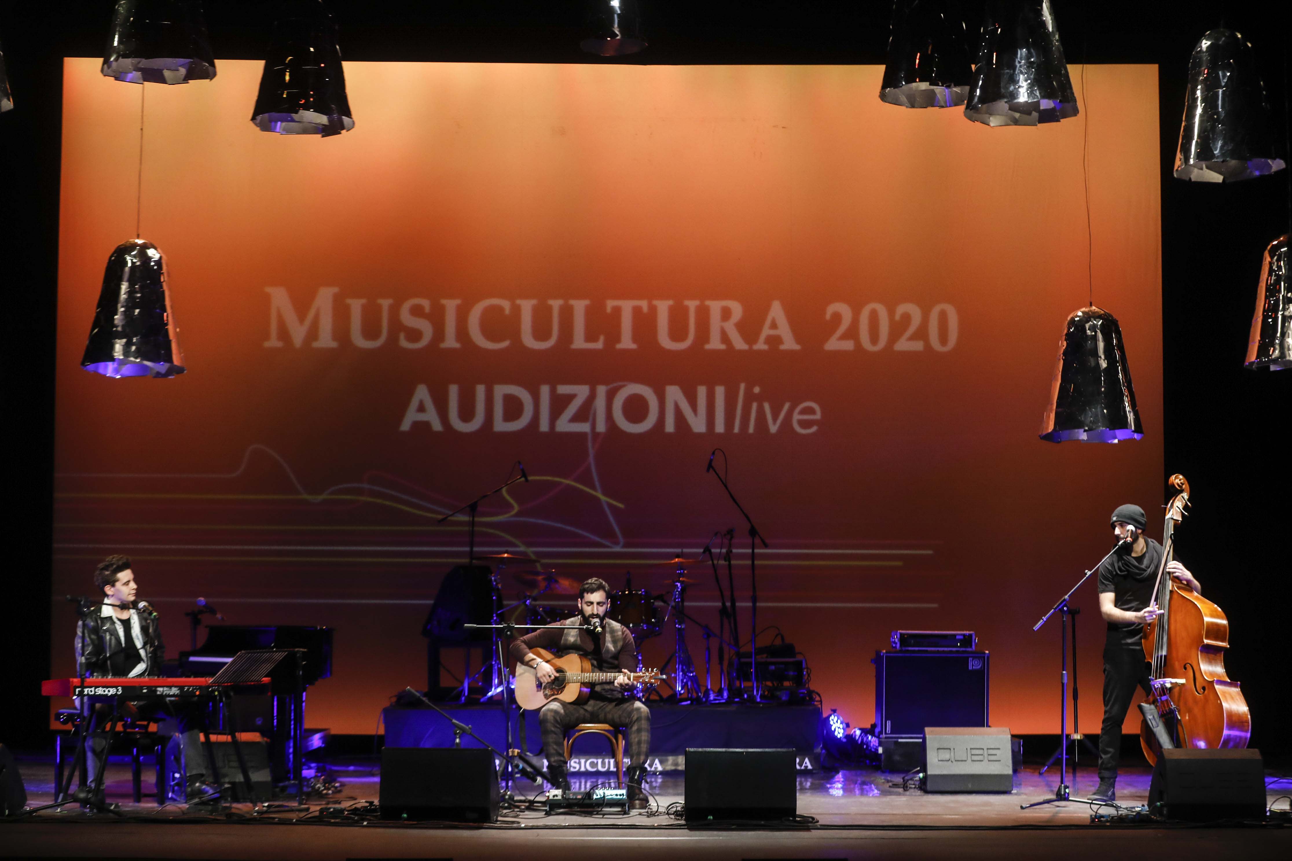 Musicultura, premiati i cantautori calabresi Fabio Curto e SofSof