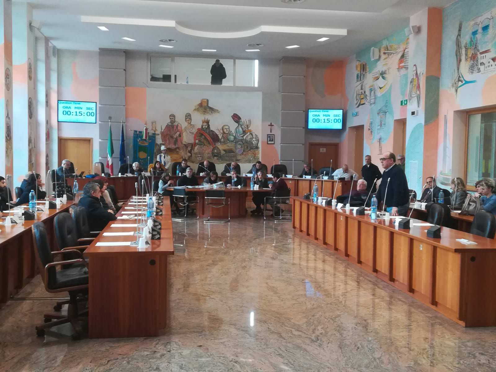 Cosenza, il consiglio si riunisce dopo il voto: «Via al nuovo ospedale e alle grandi opere»