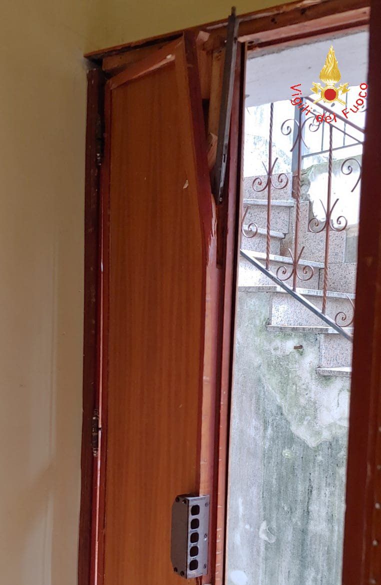 Catanzaro, sfiorata la tragedia con una bombola a gpl